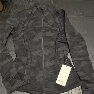 lululemon athletica Women's Dark Camo Utility Jacket